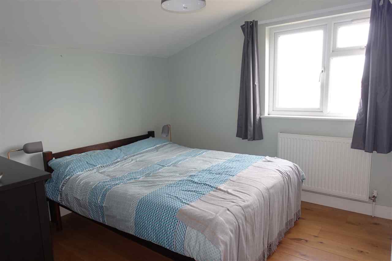 resized-2349823-Bedroom 2.JPG